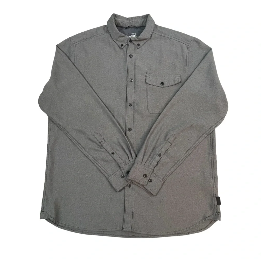 The North Face Men’s‎ XL Thermocore Gray Flannel Button Up Casual